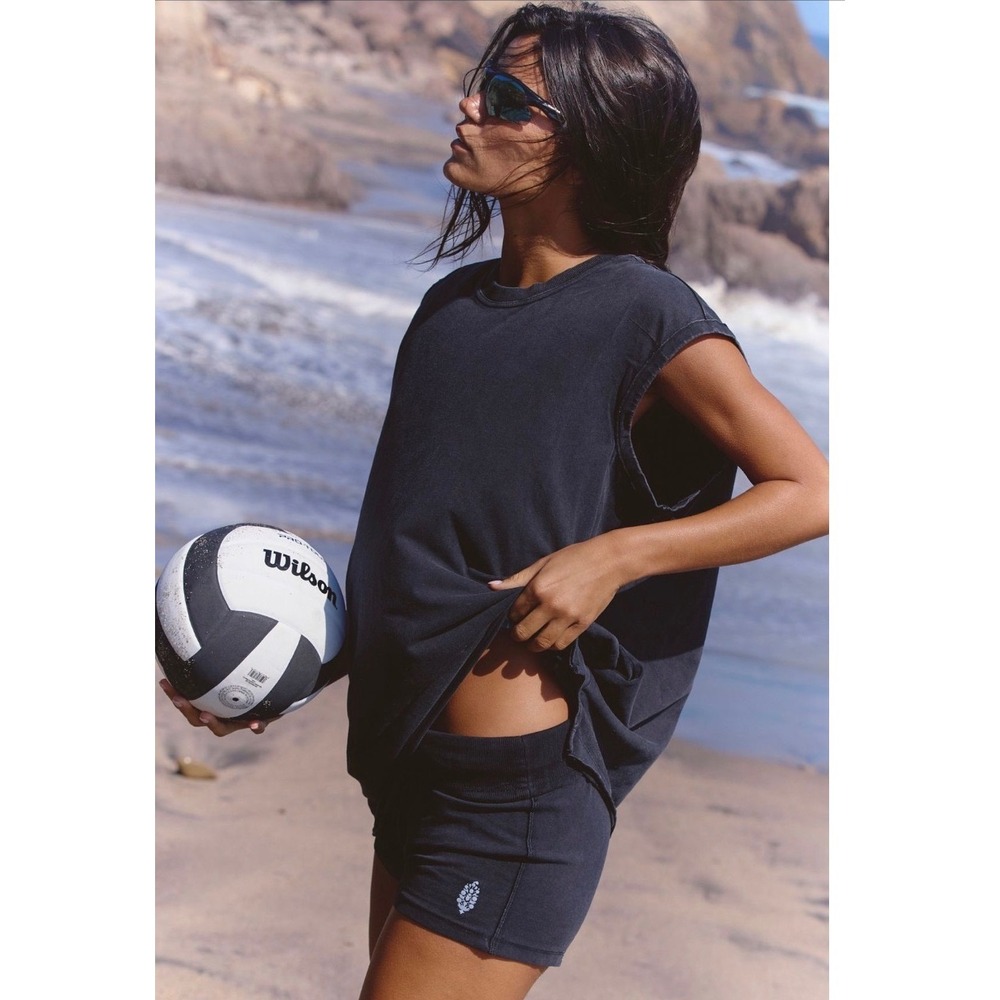 FP Movement Free People Hot Shot Micro Set Black Medium New NWT activewear soft